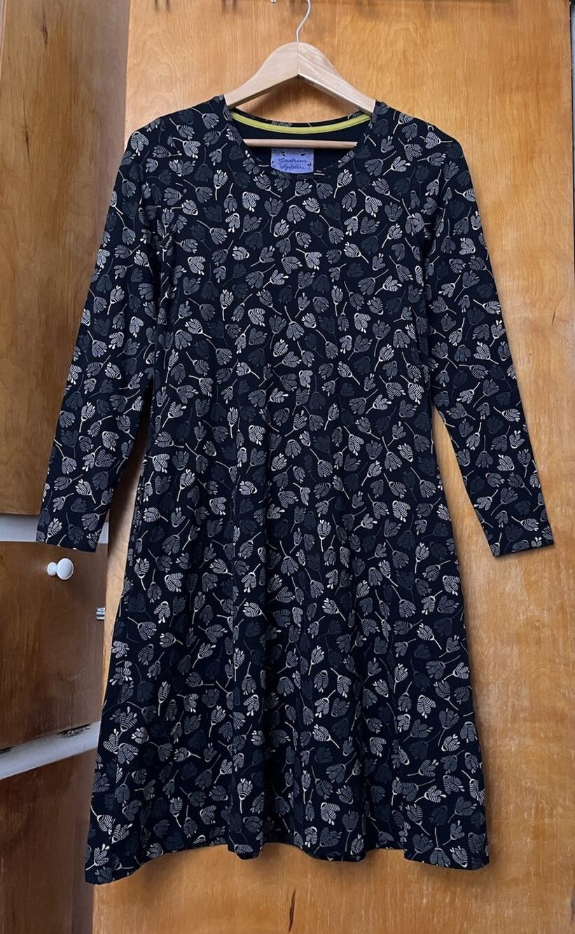 Gundrun Sjoden Leaves Pattern Organic Cotton Knit Dress Black Long Sleeve Sz S